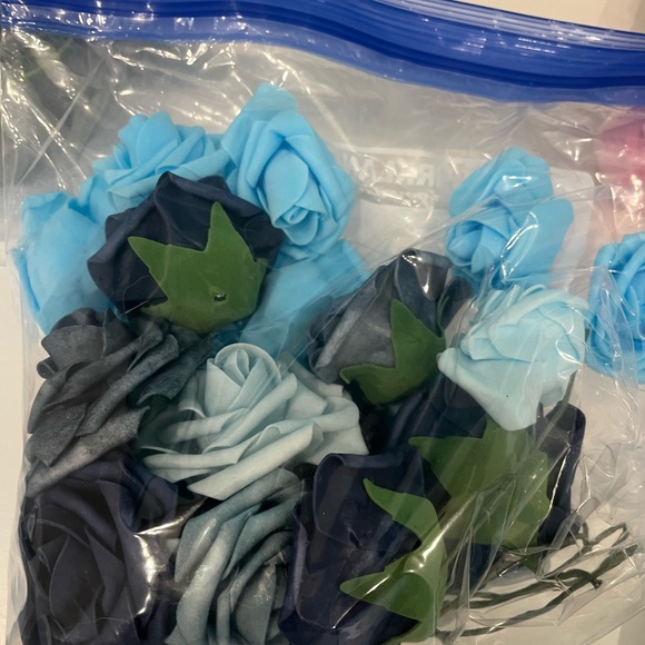 CRAFT FOAM ROSES - Picture 5 of 7